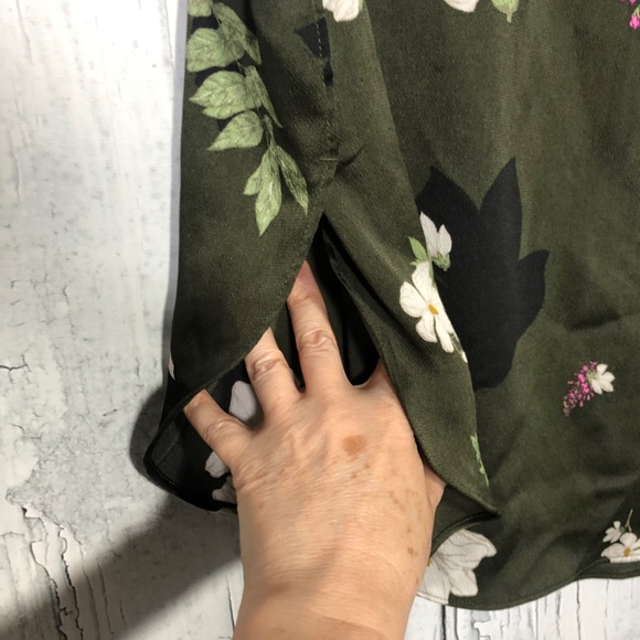 Banana Republic Green Floral Print Top Sz XS EUC - Picture 5 of 8